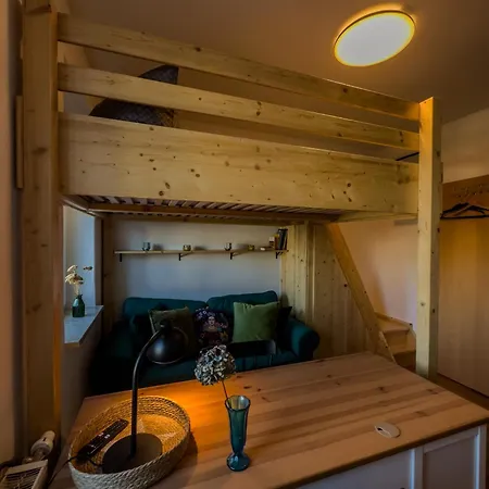 Apartment Micro-appartement Am Paradiesbahnhof